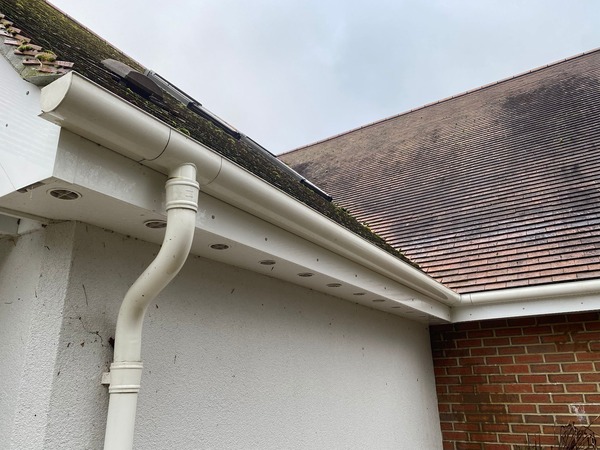 Residential gutter cleaning experts in Hungerford, Berkshire